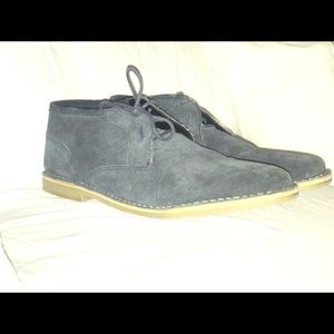 Men’s Kenneth Cole sized 9 Navy blue dress shoes